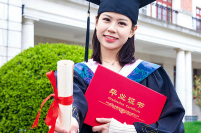 攻讀福州大學在職研究生報考時間是什么時候？