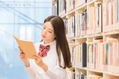 鄭州大學(xué)在職研究生學(xué)費(fèi)學(xué)制是多少？