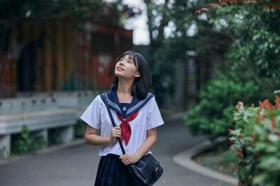 本科無(wú)學(xué)位可以報(bào)考西班牙穆?tīng)栁鱽喆髮W(xué)國(guó)際碩士嗎？