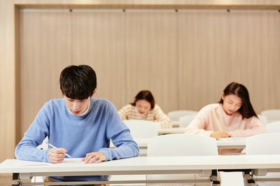 本科有學(xué)位報(bào)考美國(guó)布魯克斯大學(xué)國(guó)際碩士詳解！