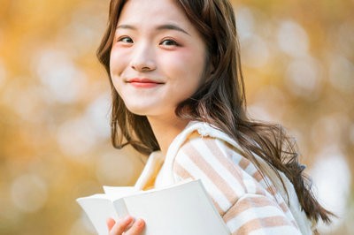 在職公務(wù)員可以報考大連海洋大學(xué)在職研究生嗎？
