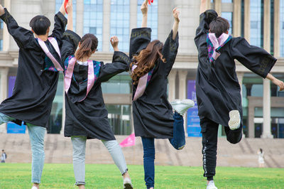 東北石油大學(xué)在職研究生和全日制研究生的區(qū)別