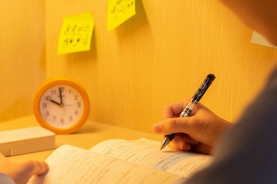 攻讀新疆農(nóng)業(yè)大學(xué)在職研究生怎么報名？