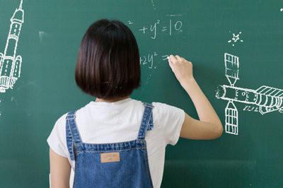 2023年產(chǎn)業(yè)經(jīng)濟(jì)學(xué)在職研究生哪些院校有招生？