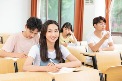 小學(xué)教育在職研究生有幾種招生途徑