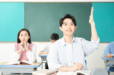 攻讀高級(jí)研修班需要滿足什么條件？