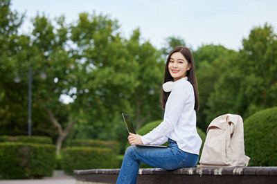 報考大連海事大學(xué)在職研究生有什么前途？