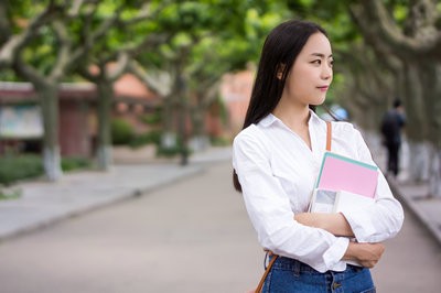 怎么讀暨南大學(xué)在職研究生？