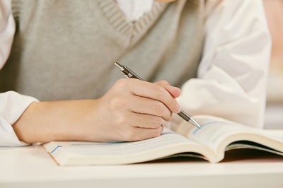 鄭州大學(xué)在職研究生有沒(méi)有雙證？