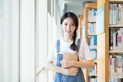 華中科技大學(xué)在職研究生有沒有雙證？