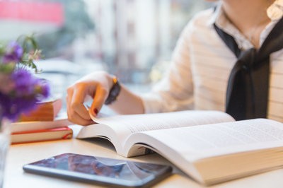 南京理工大學(xué)在職研究生學(xué)費(fèi)大概多少一年？