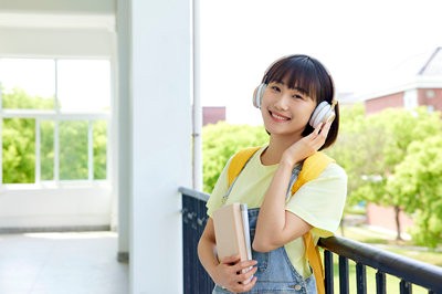 溫州醫(yī)科大學(xué)在職研究生初試需要考什么？