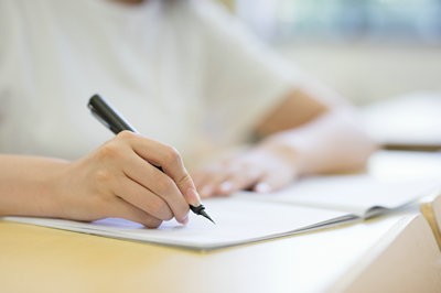 蘇州大學(xué)在職研究生學(xué)費(fèi)大概多少一年？