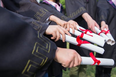 2024年青島科技大學(xué)在職研究生招生條件是什么？