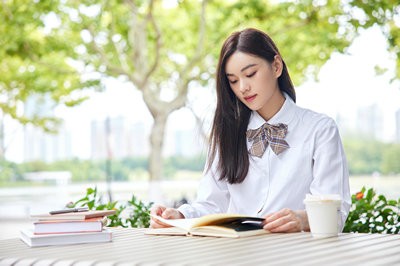 西華師范大學(xué)在職研究生學(xué)費(fèi)學(xué)制一覽表