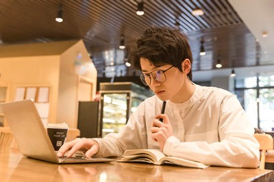 廣州大學(xué)在職研究生招生專業(yè)信息一覽表2024