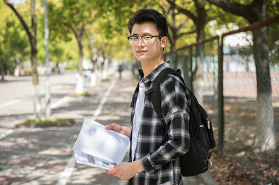 廣東外語外貿(mào)大學在職研究生報考條件與要求2024