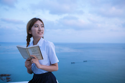 自考本科可以就讀遼寧科技大學在職研究生嗎？