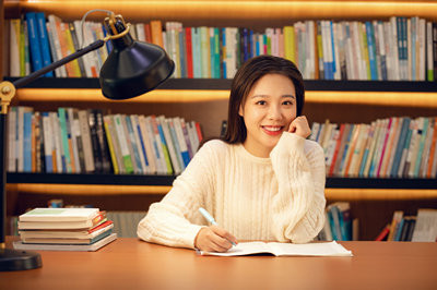 就讀大連大學在職研究生發(fā)展前景如何？