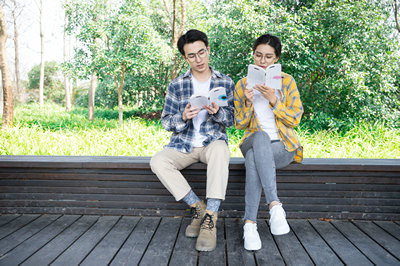 湖北師范大學(xué)在職研究生考試時間和全日制一樣嗎？