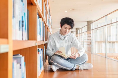 大專報(bào)考東華理工大學(xué)在職研究生有畢業(yè)證嗎？