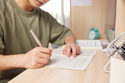 2024北京理工大學(xué)在職研究生和全日制有什么不同？