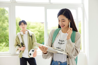 北京理工大學(xué)在職研究生畢業(yè)能不能拿學(xué)位？