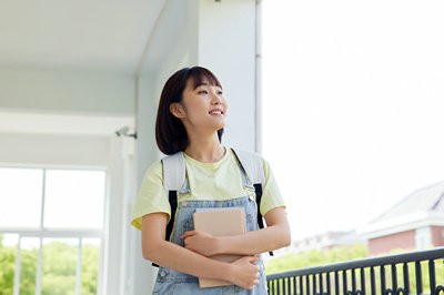 北京航空航天大學(xué)在職研究生費(fèi)用大概需要多少？