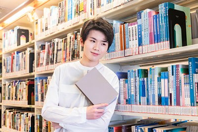2024年華中科技大學(xué)在職研究生需要哪些條件？