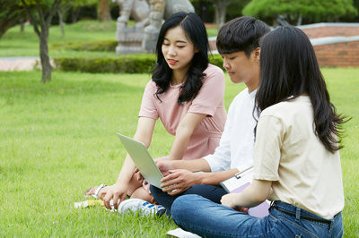 就讀北京師范大學(xué)在職研究生發(fā)展前景如何？
