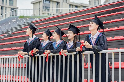 沈陽師范大學同等學力在職研究生是免試入學的嗎？