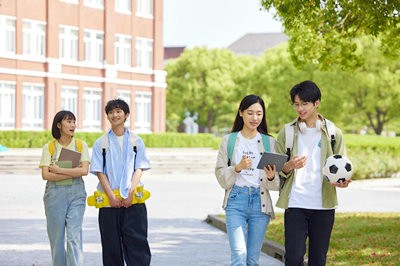 東華理工大學(xué)在職研究生上課方式是什么？