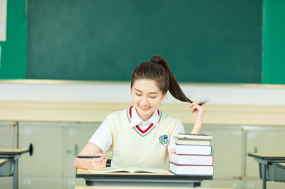 華南農(nóng)業(yè)大學(xué)非全日制研究生招生專業(yè)及學(xué)制學(xué)費一覽表2024