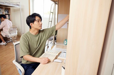 退伍軍人能報(bào)考廣西大學(xué)在職研究生嗎？