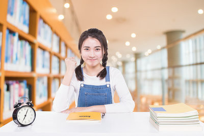 天津師范大學(xué)在職研究生考試時(shí)間和全日制一樣嗎？