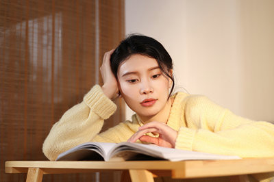 報考蘭州財經(jīng)大學在職研究生對年齡有限制嗎？