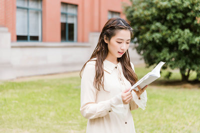 東華大學(xué)在職研究生費用大概需要多少？
