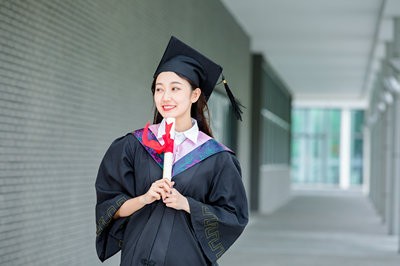 云南財經(jīng)大學在職研究生單證在企業(yè)認可度怎么樣？