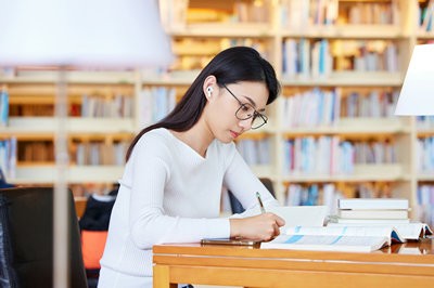 北華大學(xué)在職研究生和全日制區(qū)別是什么？