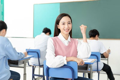 報考聊城大學(xué)在職研究生對年齡有限制嗎？