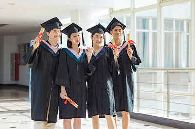 報(bào)考重慶理工大學(xué)在職研究生對(duì)年齡有限制嗎？