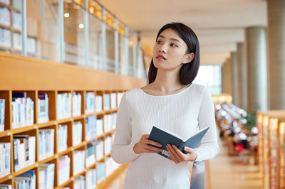 2024年湘潭大學(xué)在職研究生有雙證嗎？