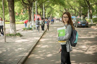 鄭州大學在職研究生報名及考試時間2024