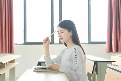 安徽農(nóng)業(yè)大學在職研究生考試難度大不大？