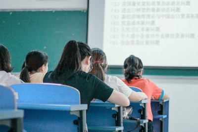 內(nèi)蒙古工業(yè)大學(xué)在職研究生報考流程2024