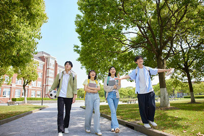 吉林師范大學(xué)在職研究生費用大概需要多少？