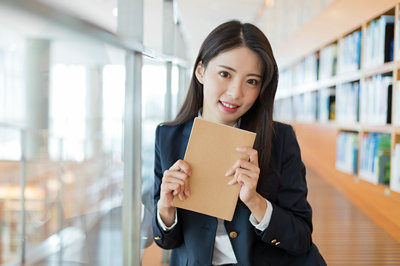 內(nèi)蒙古財(cái)經(jīng)大學(xué)在職研究生單證在企業(yè)認(rèn)可度怎么樣？