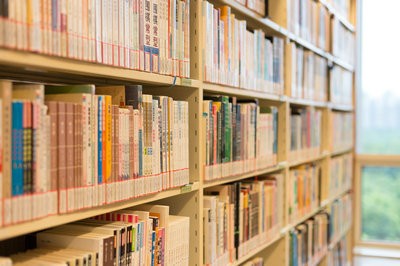 安徽理工大學(xué)在職研究生考試時(shí)間和全日制一樣嗎？