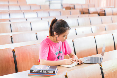 華北電力大學(xué)在職研究生上課方式！
