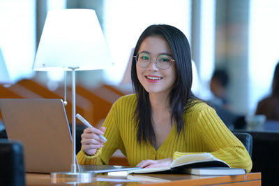 貴州大學(xué)在職研究生上課方式！